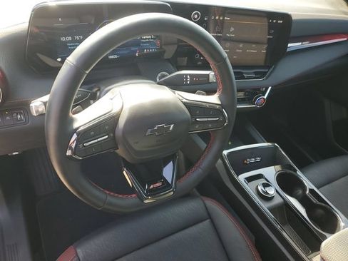 Certified 2025 Chevrolet Equinox RS w/ Safety and Technology Package AWD/4WD image 19