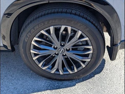 Used 2025 Nissan Rogue Platinum w/ Platinum Premium Package image 21