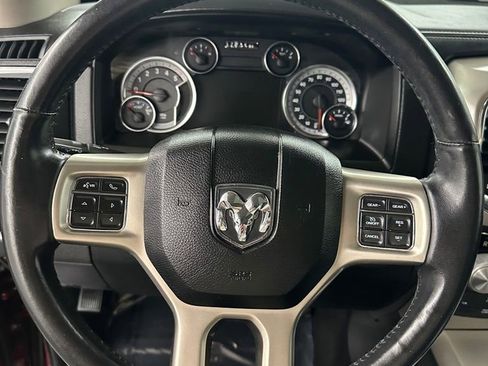 Used 2018 RAM 1500 Laramie w/ Convenience Group AWD/4WD image 15