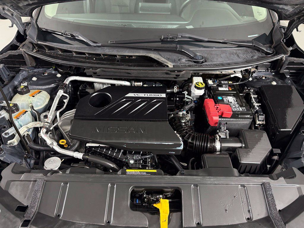 Used 2024 Nissan Rogue SV FWD image 43