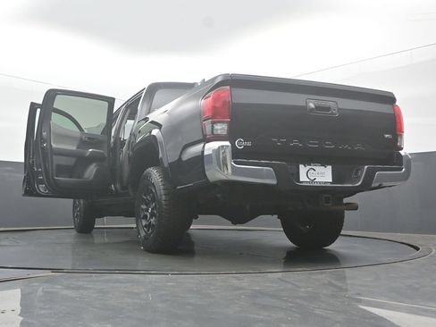 Used 2019 Toyota Tacoma SR5 RWD image 61