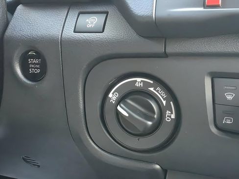 New 2026 Nissan Frontier PRO-4X w/ Pro-4x Convenience Package AWD/4WD image 28