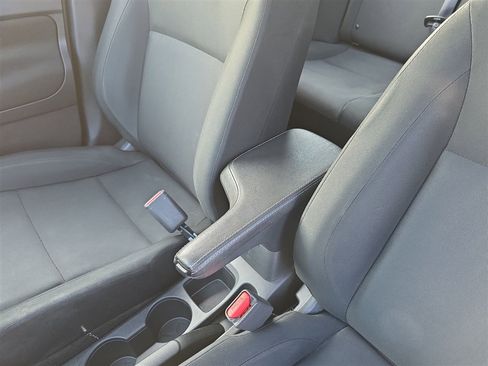 Used 2023 Nissan Kicks S image 20