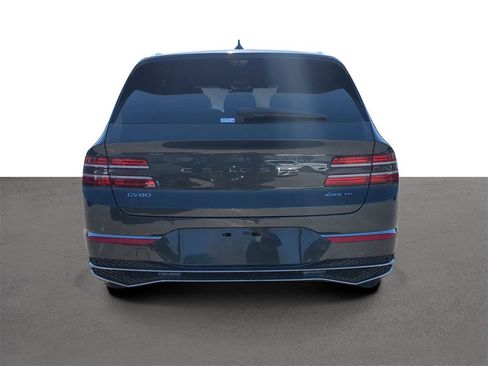 Used 2025 Genesis GV80 3.5T Prestige image 4