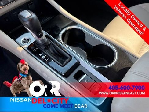 Used 2025 Nissan Altima 2.5 SL FWD image 25