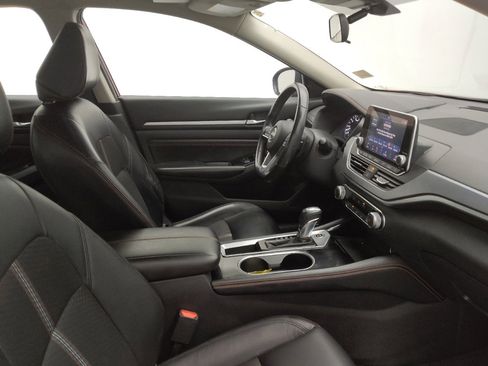 Used 2023 Nissan Altima 2.5 SR image 21