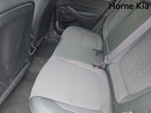 New 2026 Kia Seltos S image 23