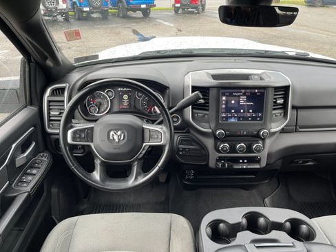 Used 2024 RAM 2500 Big Horn AWD/4WD image 16
