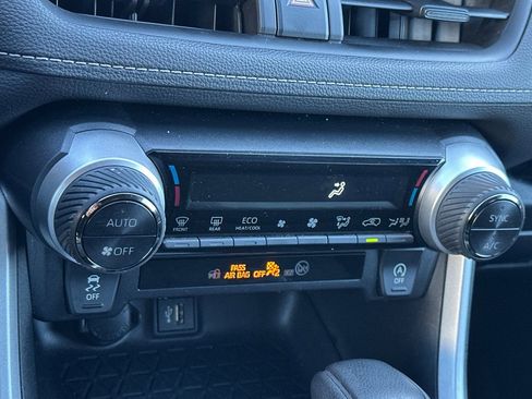 Used 2023 Toyota RAV4 XLE image 23