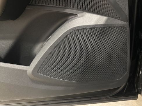 Used 2025 Audi Q5 2.0T Premium w/ Convenience Package image 23