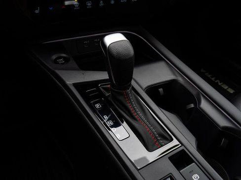New 2026 Nissan Sentra SR w/ SR Premium Package FWD image 19