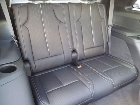 New 2026 Cadillac Vistiq Luxury image 23