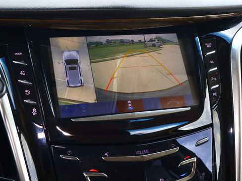 Used 2019 Cadillac Escalade Premium Luxury AWD/4WD image 34