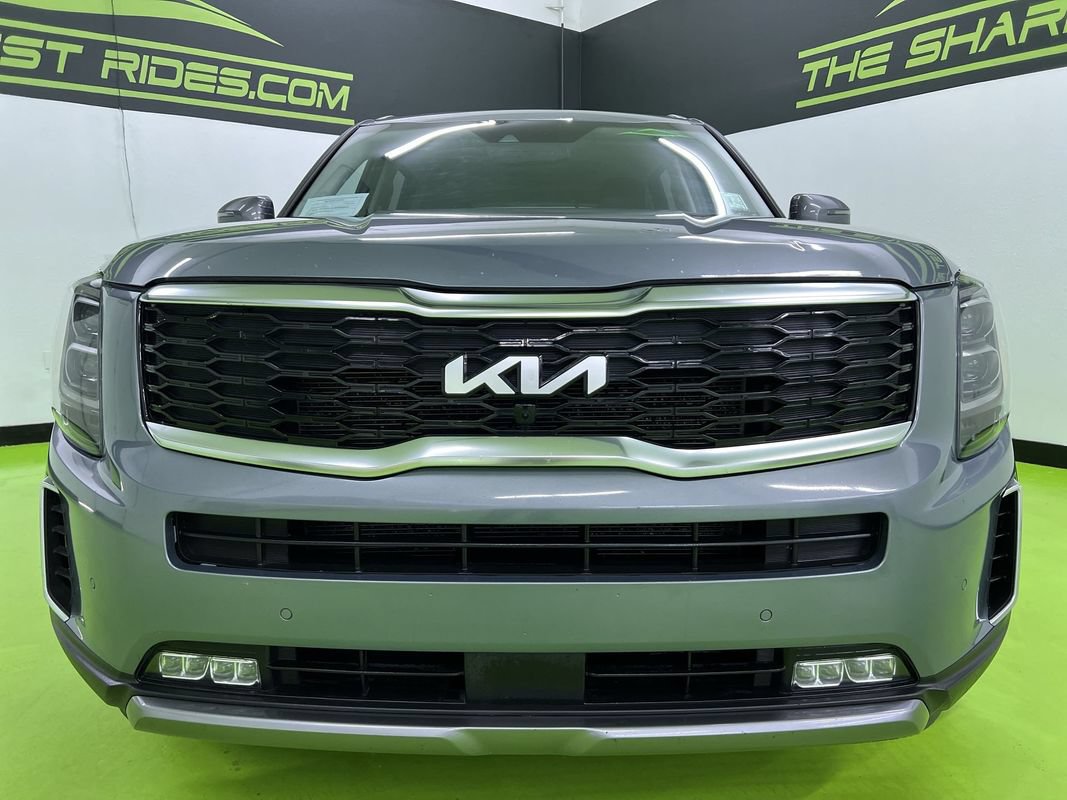 Used 2022 Kia Telluride SX w/ SX Prestige Package AWD/4WD image 3