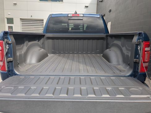 Used 2021 RAM 1500 Laramie AWD/4WD image 29