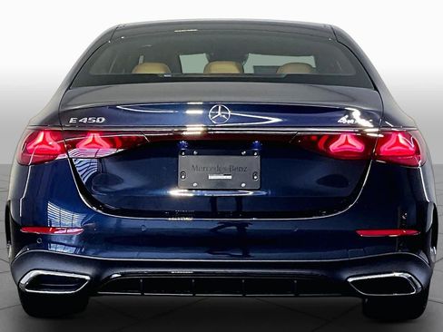 New 2027 Mercedes-Benz E 450 4MATIC Sedan image 4
