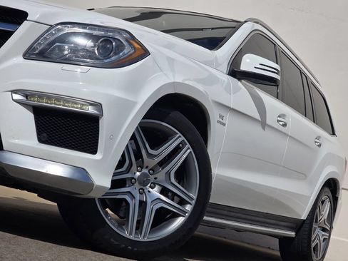 Used 2016 Mercedes-Benz GL 63 AMG 4MATIC image 8