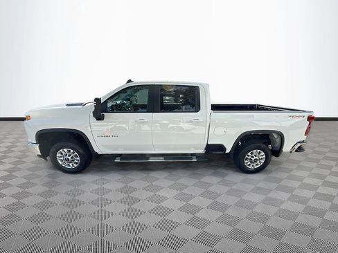 Used 2025 Chevrolet Silverado 2500 LT w/ Convenience Package image 5