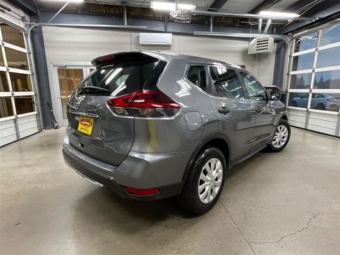 Used 2020 Nissan Rogue S FWD image 5