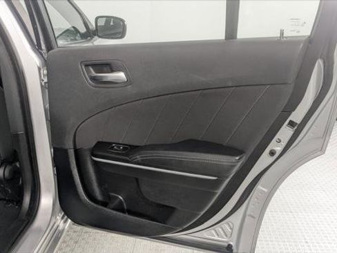 Used 2023 Dodge Charger SXT RWD image 19