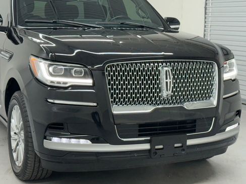 Used 2023 Lincoln Navigator L Standard Sport Utility 4D image 53
