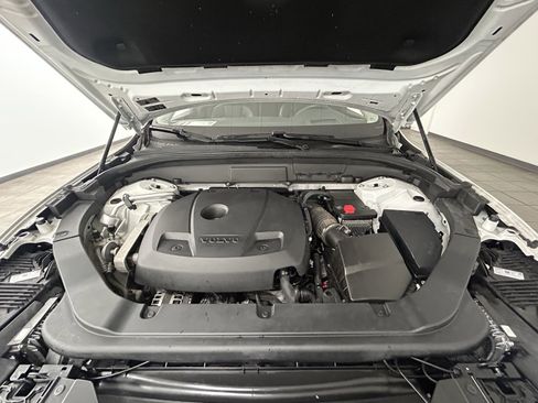 Used 2018 Volvo XC60 T6 Inscription w/ Luxury Seat Package image 42