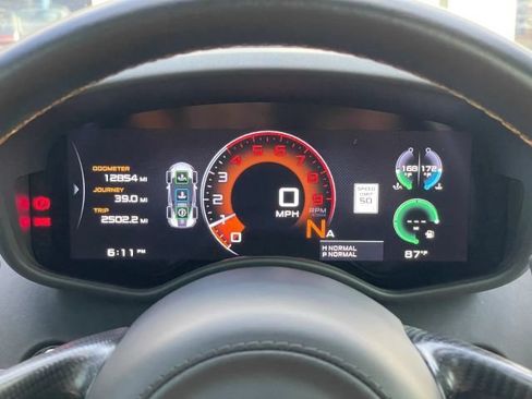 Used 2019 McLaren 570S Spider RWD image 29