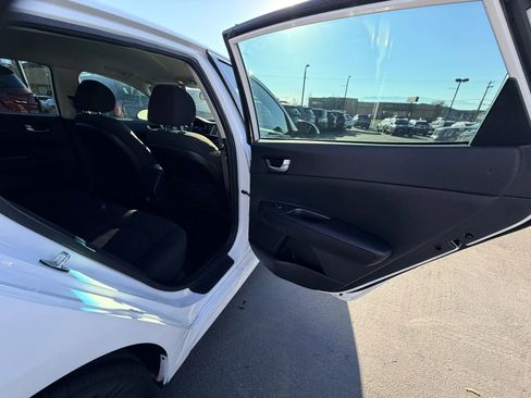 Used 2019 Kia Optima LX image 26