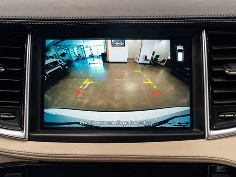 Used 2021 INFINITI QX50 Luxe FWD image 13