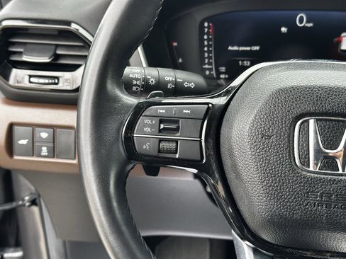 Certified 2024 Honda Pilot Elite image 12