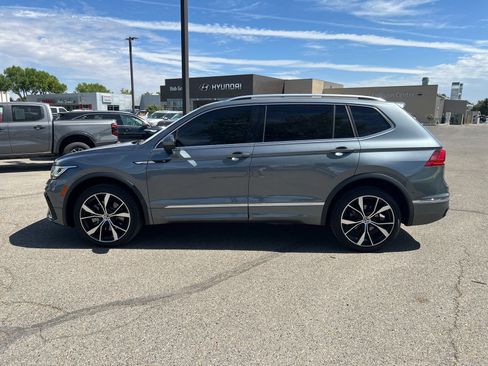 Used 2022 Volkswagen Tiguan SEL R-Line AWD/4WD image 7