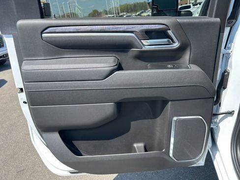 New 2026 Chevrolet Silverado 2500 LTZ image 29