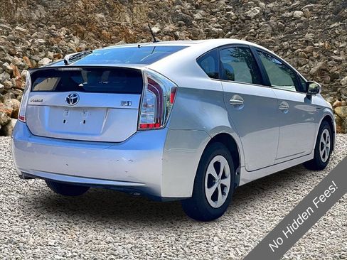 Used 2012 Toyota Prius Two FWD image 2