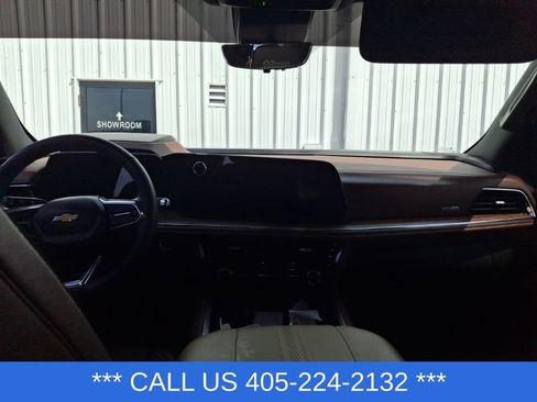 Used 2025 Chevrolet Tahoe High Country AWD/4WD image 23