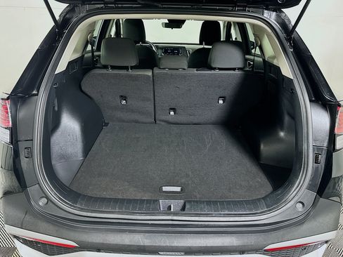 Used 2025 Kia Sportage LX FWD image 28