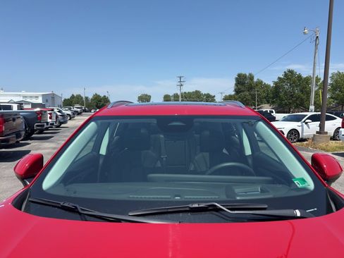 Used 2025 Buick Envision Avenir AWD/4WD image 25