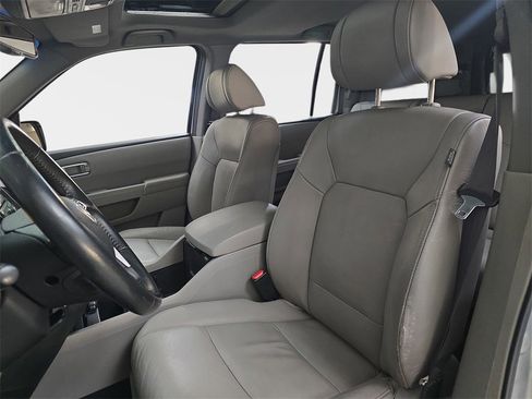 Used 2011 Honda Pilot EX-L image 17