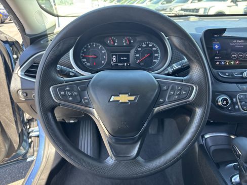 Used 2024 Chevrolet Malibu LT FWD image 25