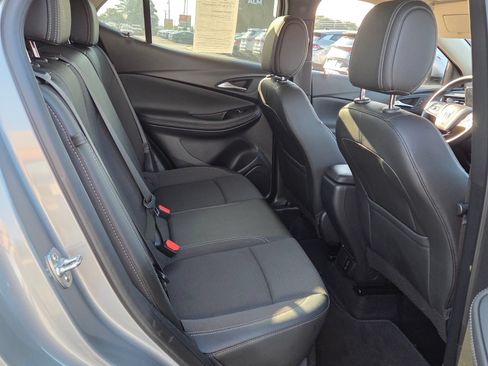 Used 2025 Buick Encore GX Preferred FWD image 15