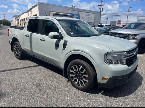 Used 2022 Ford Maverick Lariat w/ Lariat Luxury Package FWD image 8