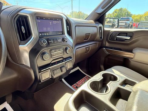 Used 2020 Chevrolet Silverado 1500 LT image 28