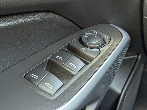 Certified 2024 Chevrolet Trax LS w/ LS Convenience Package image 19