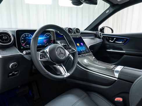 New 2026 Mercedes-Benz GLC 300 4MATIC image 12