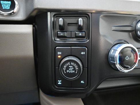 Used 2026 Ford F350 Platinum w/ Platinum Plus Package AWD/4WD image 34