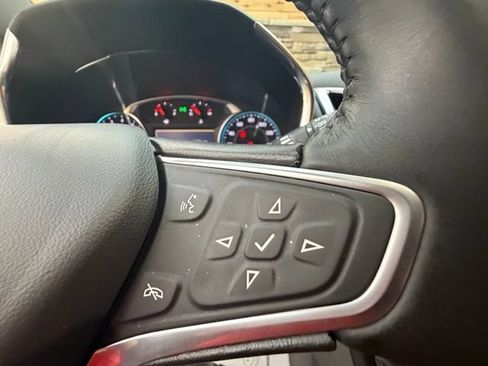 Used 2022 Chevrolet Equinox LT AWD/4WD image 26