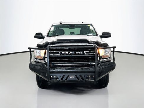 Used 2019 RAM 2500 Big Horn w/ Protection Group AWD/4WD image 3