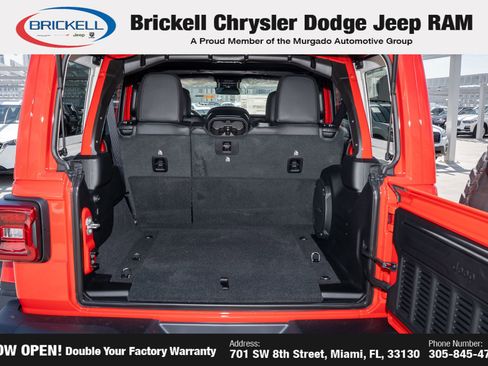 New 2025 Jeep Wrangler Unlimited Rubicon 392 image 9