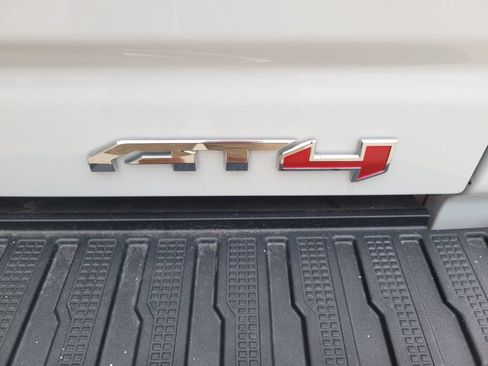 Used 2022 GMC Sierra 2500 AT4 AWD/4WD image 10