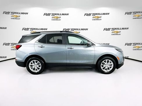 Used 2024 Chevrolet Equinox LT FWD image 8