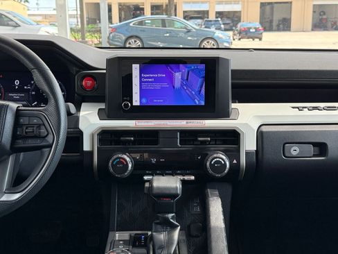 Used 2024 Toyota Tacoma TRD Off-Road image 17